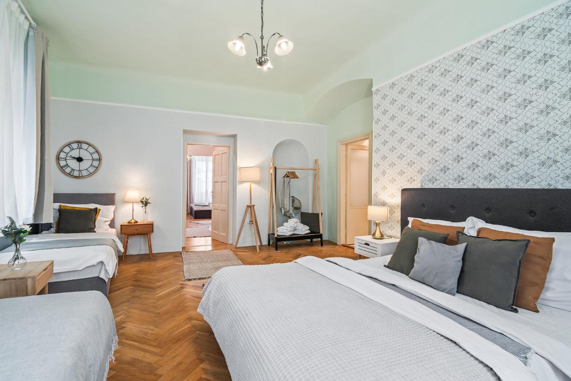 Charles Bridge Historical Apts By Michal&Friends Prague Luaran gambar
