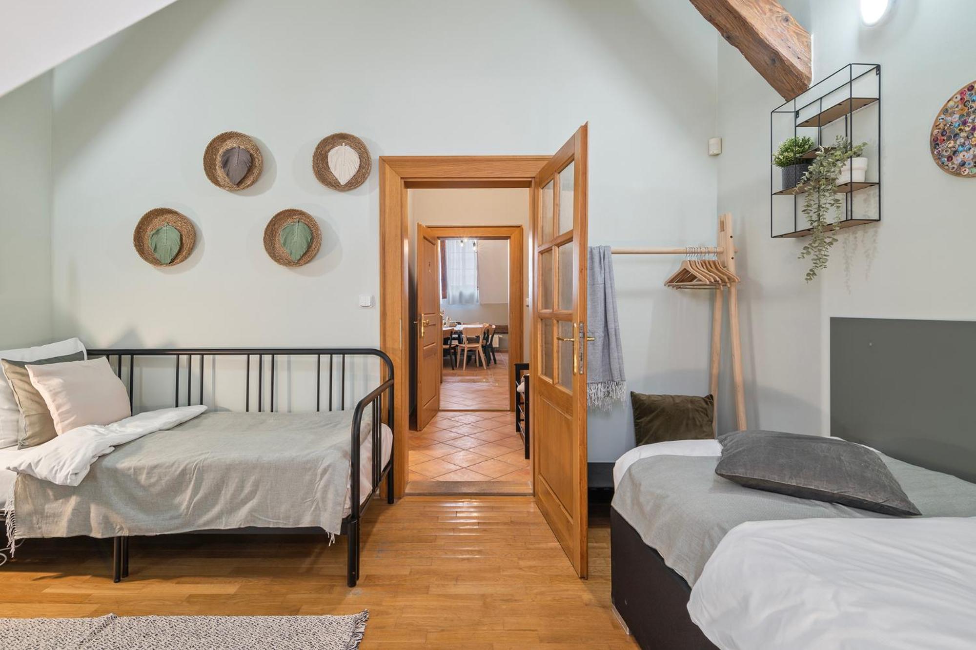 Charles Bridge Historical Apts By Michal&Friends Prague Luaran gambar
