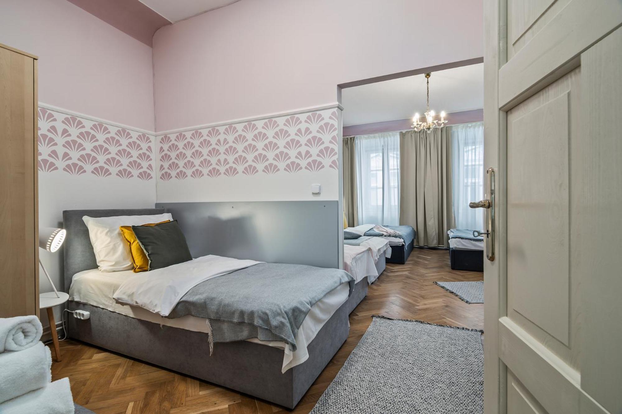 Charles Bridge Historical Apts By Michal&Friends Prague Luaran gambar